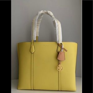 Tory Burch PERRY TRIPLE-COMPARTMENT TOTE BAG (Large)